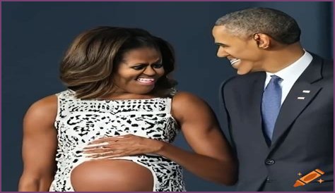 Stunning Pictures Of Michelle Obama When She Was Pregnant
